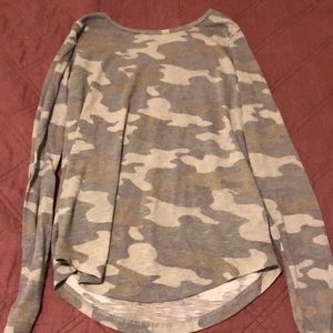 Xsmall mudd camo top